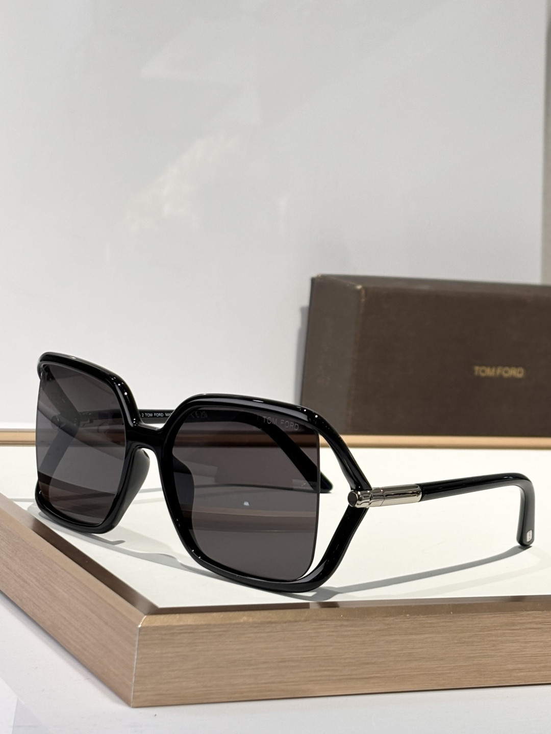 Tom Ford Glasses FT1089 SOLANGE 60-17-120