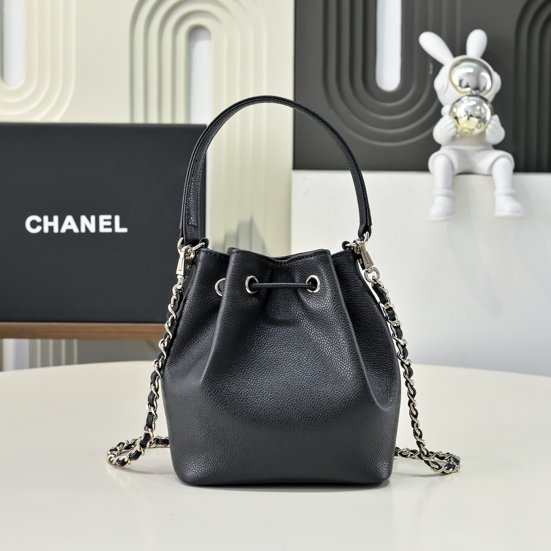 Ch*el mini bucket bag 12.5x19x7.5cm