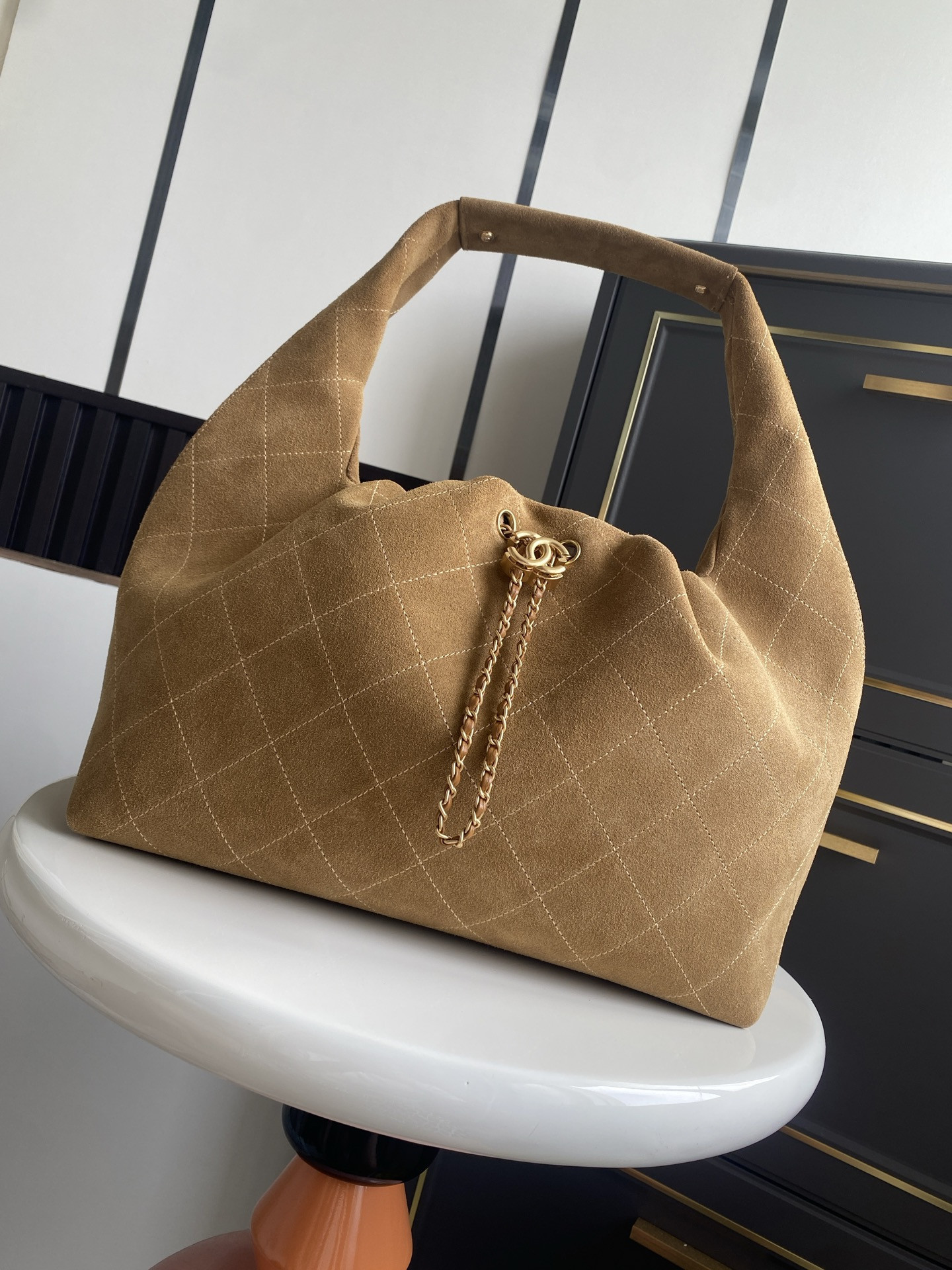 Ch*el large hobo bag 30x12x45cm