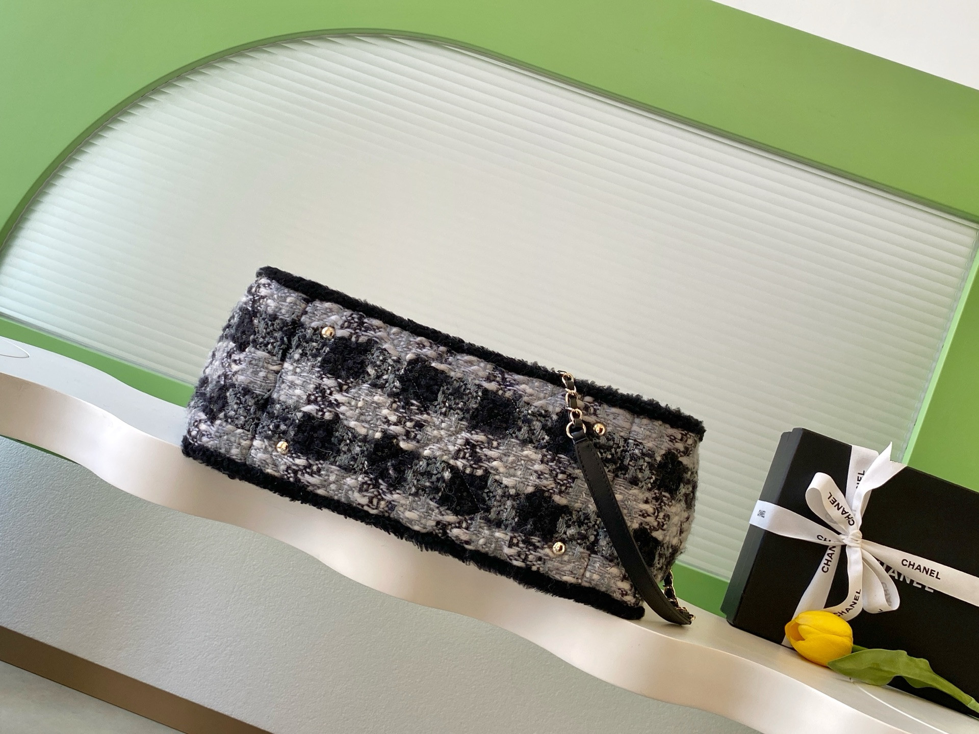 Ch*el shopping bag 27.5x39.5x16cm