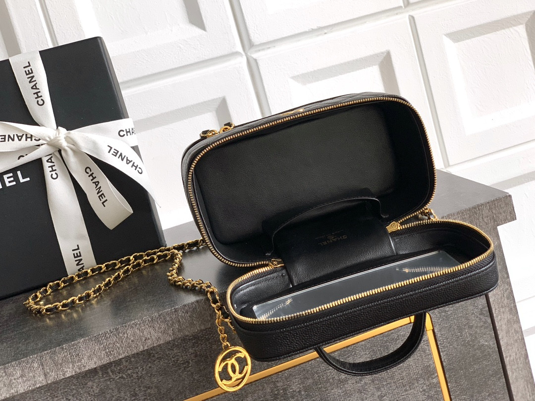 Ch*el leather cosmetic black bag 17x9.5x9cm