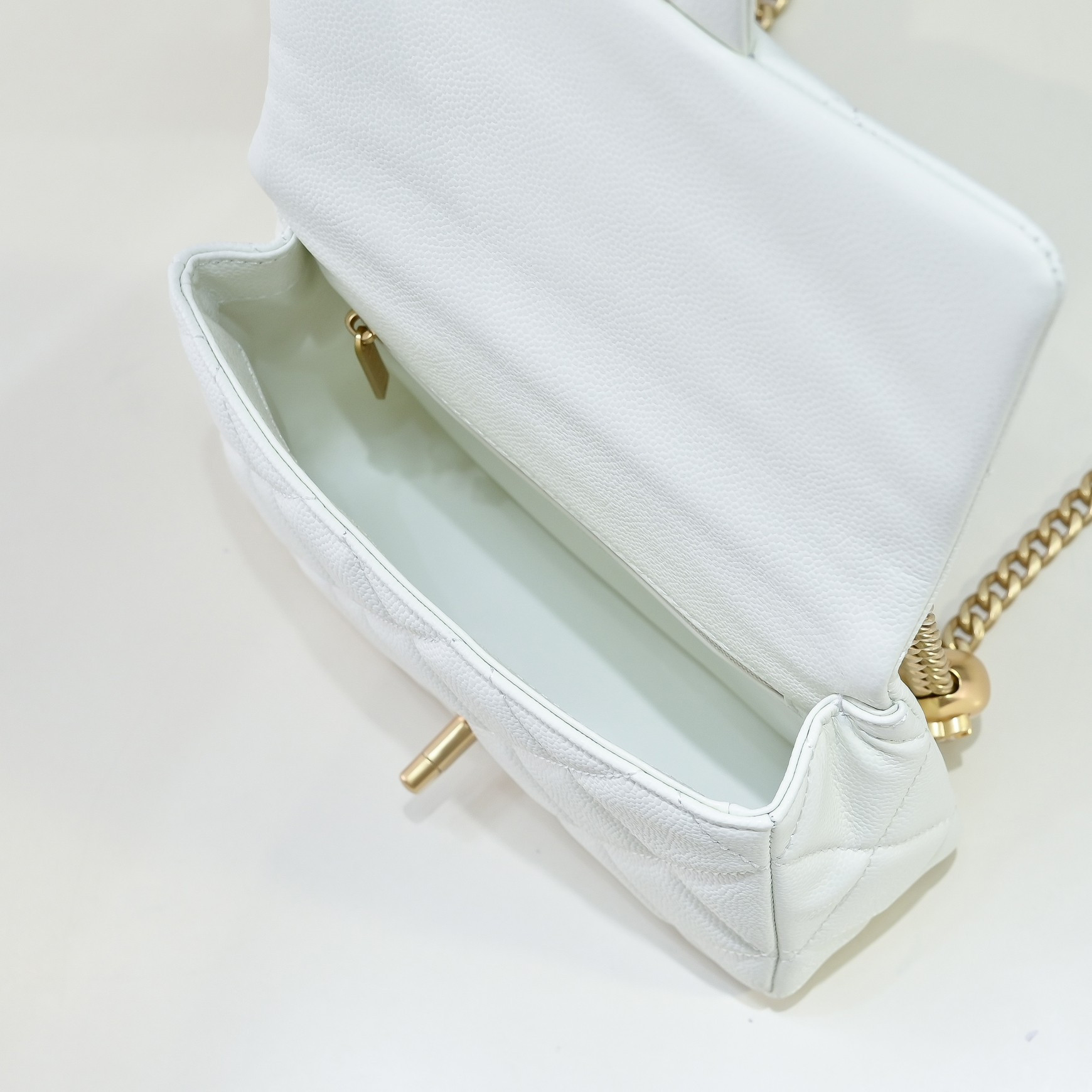 Ch*el 23p flap bag as3829 14x20x8cm
