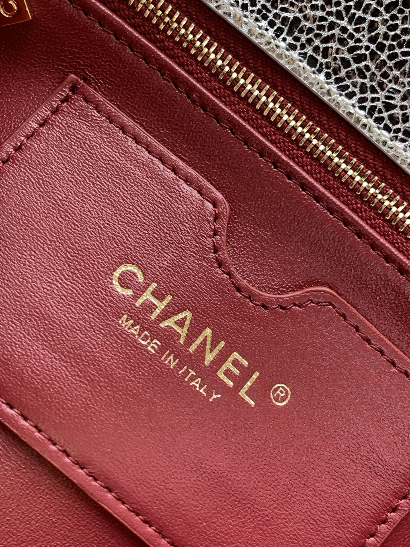 Ch*el holiday collection clutch 10x26x5cm