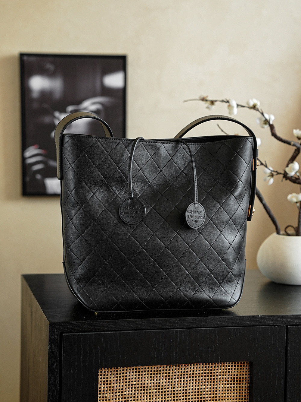 Ch*el 26c bucket bag 12x32x31cm