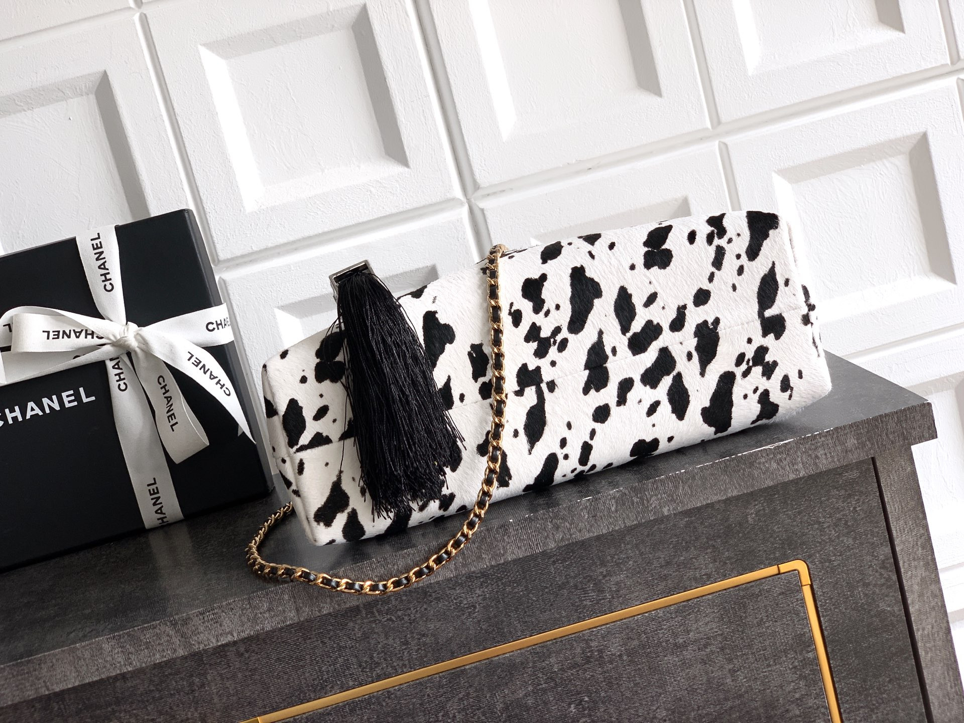 Ch*el tote bag 32x32x11