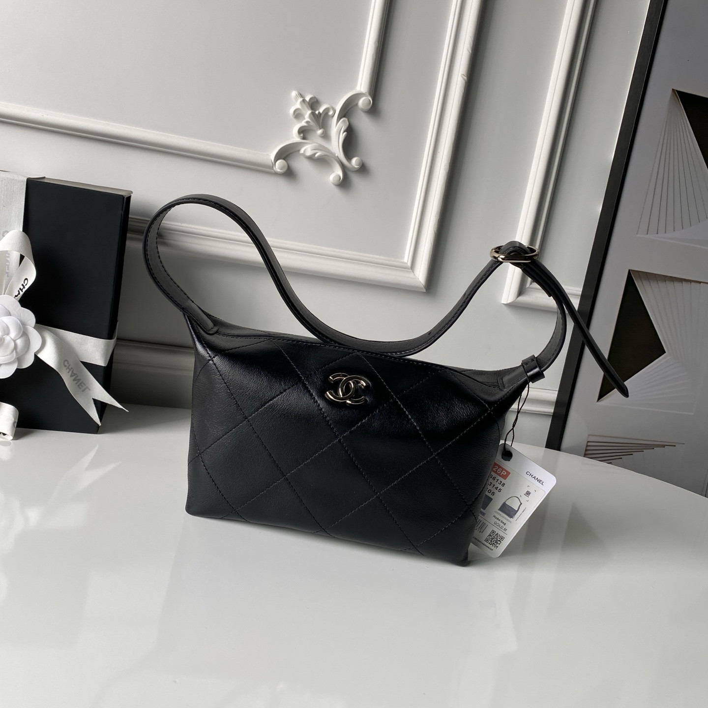 Ch*el hobo handbag 13x23x8cm