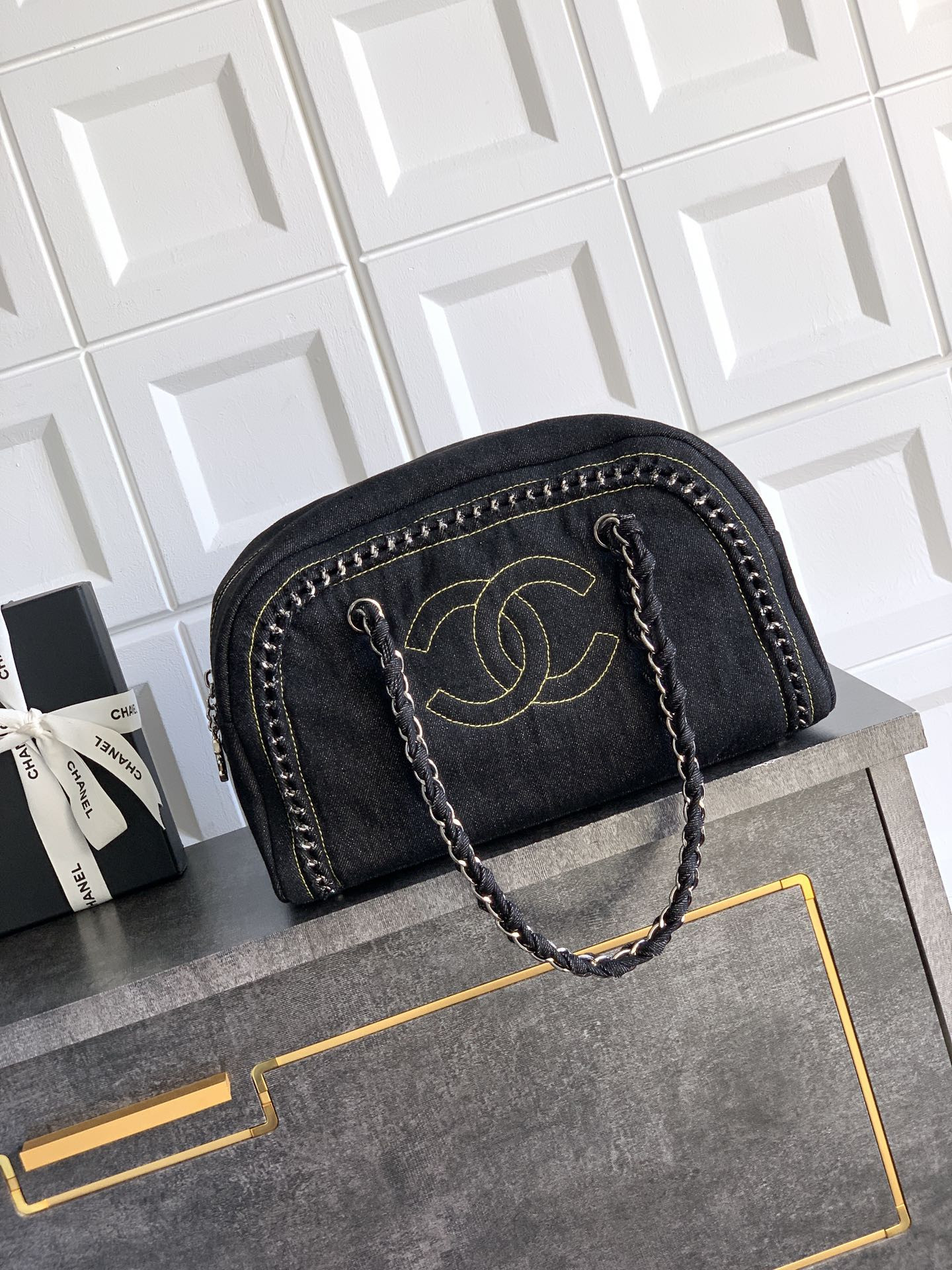 ch*el De*1m cc boston bag 33x20.5x15cm